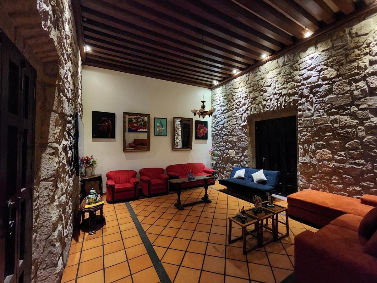 莫雷利亚Casa Monarca别墅 外观 照片